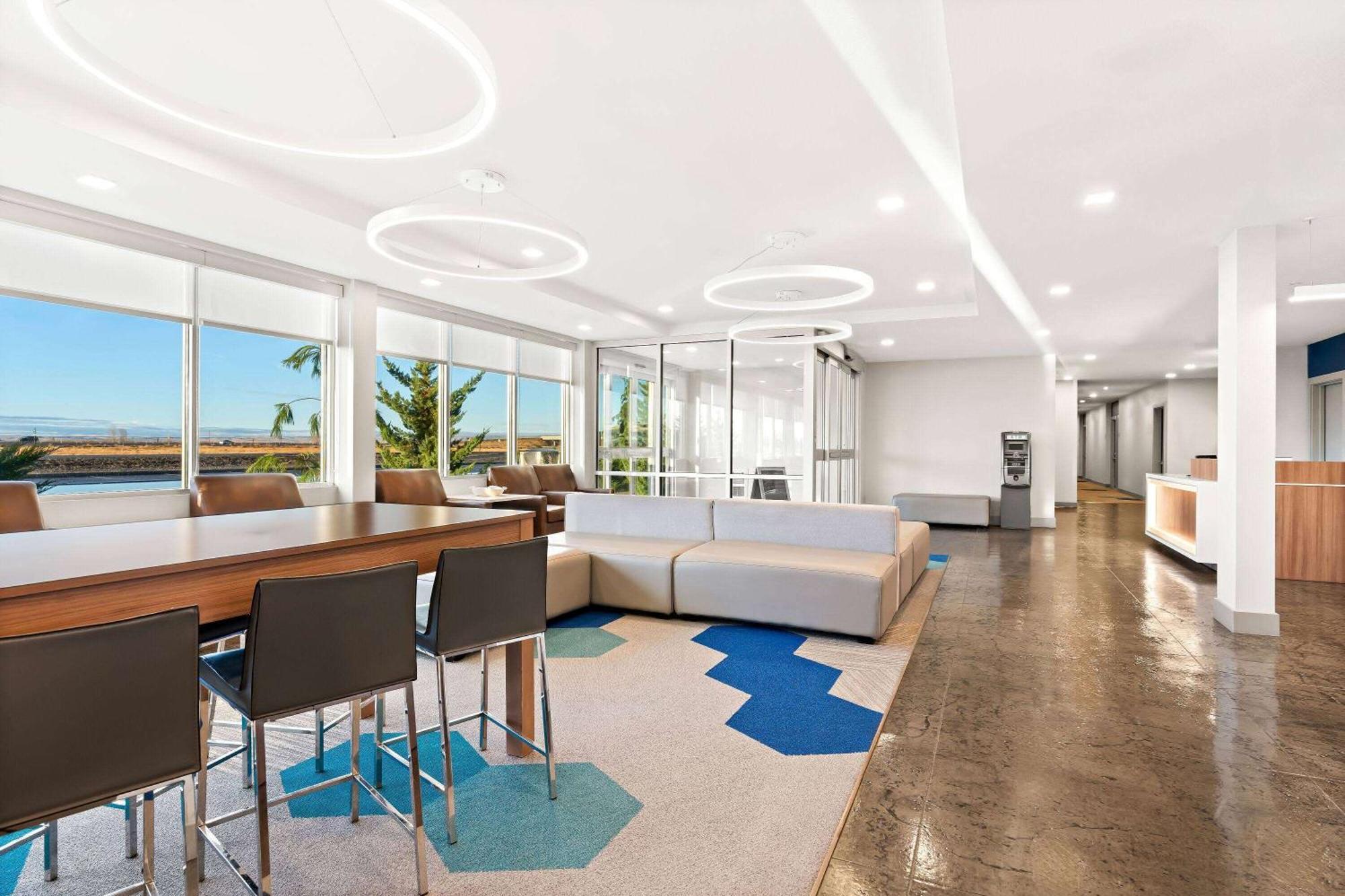 Holiday Inn Express & Suites George - Quincy South By Ihg Zewnętrze zdjęcie