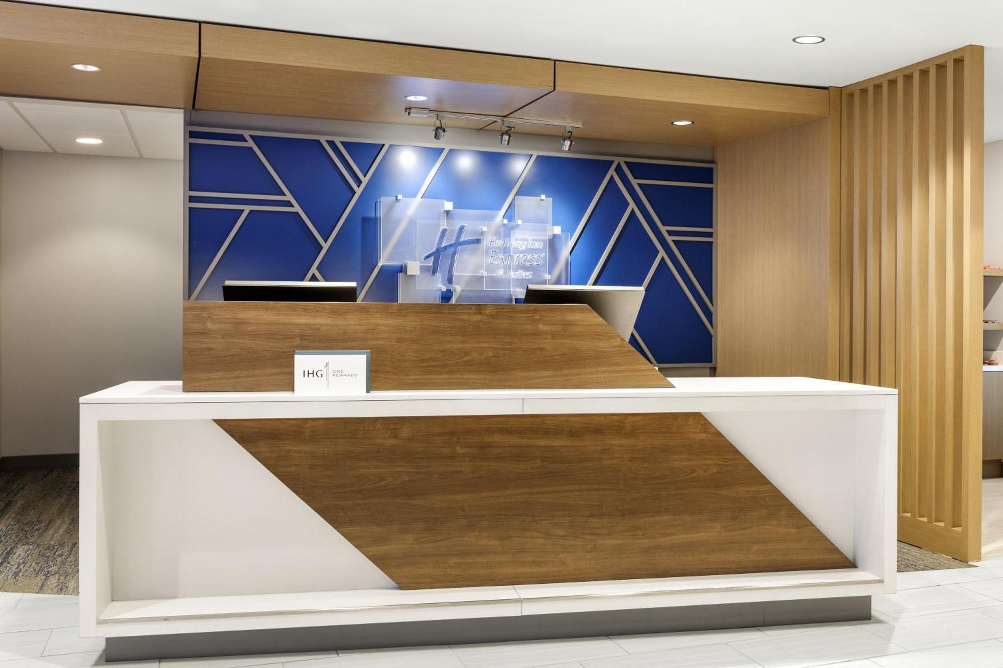 Holiday Inn Express & Suites George - Quincy South By Ihg Zewnętrze zdjęcie